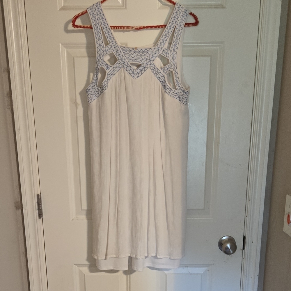 Source Unknown White and Blue Midi Dress